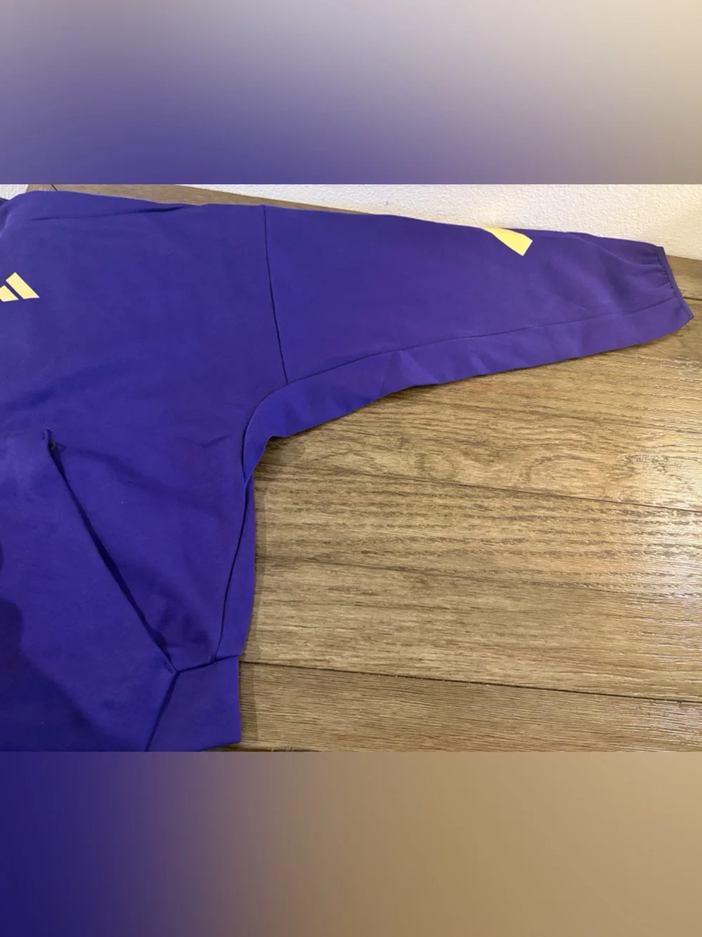 NWOT [adidas] Washington Huskies NCAA Zip-Up Hooded Cropped Sweatshirt Women’s S - Picture 8 of 12